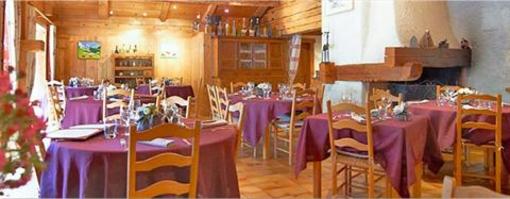 фото отеля Les Chalets de la Serraz