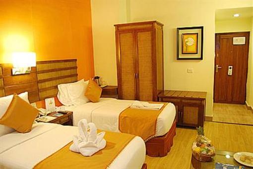 фото отеля Quality Inn Sabari Resorts
