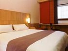фото отеля Hotel Ibis Paris Porte De Clichy Centre