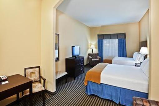 фото отеля Holiday Inn Express Hotel & Suites Okmulgee