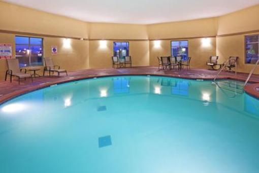 фото отеля Holiday Inn Express Hotel & Suites Okmulgee