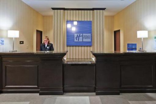 фото отеля Holiday Inn Express Hotel & Suites Okmulgee