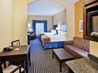 фото отеля Holiday Inn Express Hotel & Suites Okmulgee