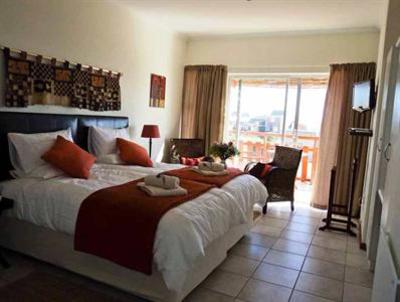 фото отеля Haus Giotto Bed and Breakfast Gansbaai