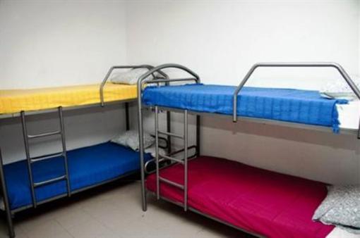 фото отеля The Living Roof Hostel Madrid