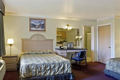 фото отеля Americas Best Value Inn & Suites-Clovis Fresno