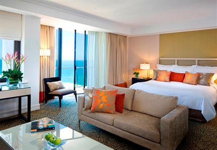 фото отеля Surfers Paradise Marriott Resort & Spa