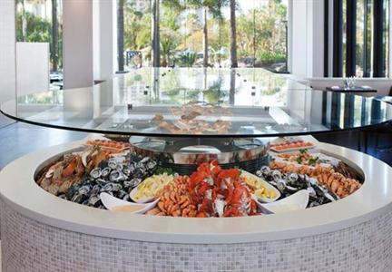 фото отеля Surfers Paradise Marriott Resort & Spa