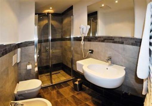 фото отеля Albergo Alla Torre Hotel Caldonazzo