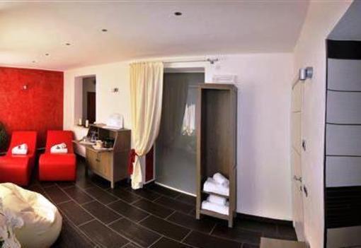 фото отеля Albergo Alla Torre Hotel Caldonazzo