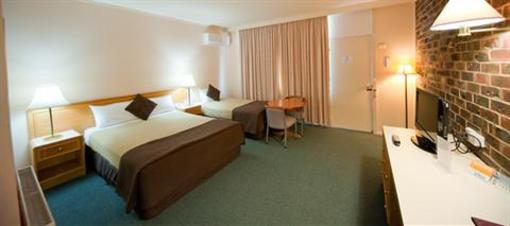 фото отеля Comfort Inn Posthouse