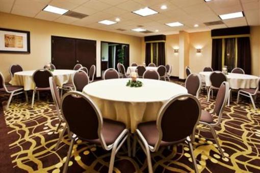 фото отеля Holiday Inn Express Atlanta Airport