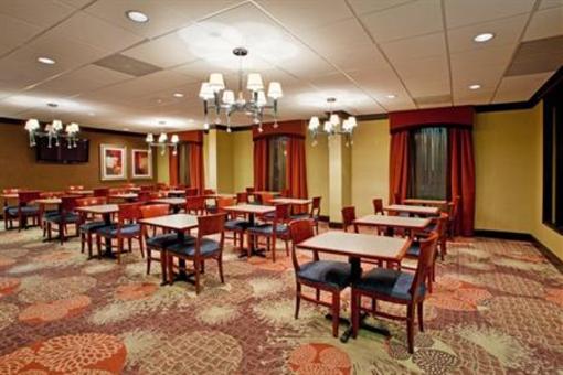 фото отеля Holiday Inn Express Atlanta Airport