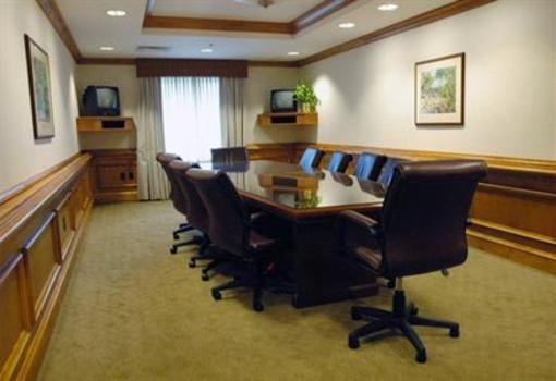 фото отеля Holiday Inn Express Warwick Providence