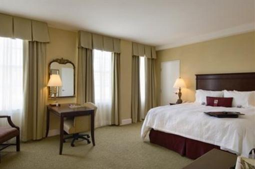 фото отеля Hampton Inn & Suites Birmingham-Downtown-Tutwiler