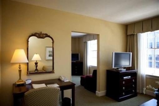 фото отеля Hampton Inn & Suites Birmingham-Downtown-Tutwiler