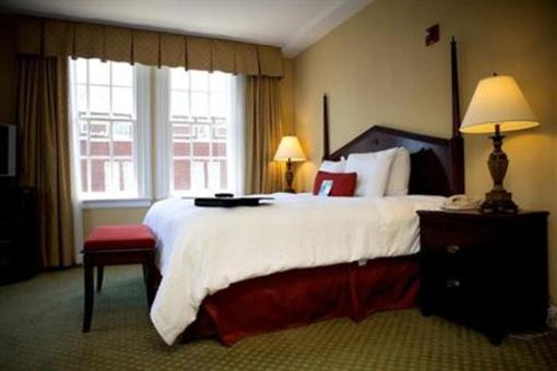 фото отеля Hampton Inn & Suites Birmingham-Downtown-Tutwiler