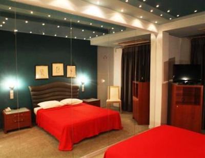 фото отеля Carol Hotel