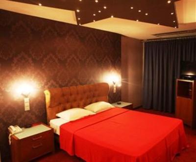 фото отеля Carol Hotel