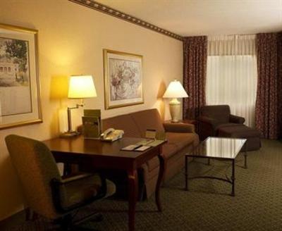 фото отеля DoubleTree Suites by Hilton Hotel Nashville Airport