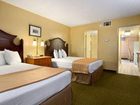 фото отеля Howard Johnson Express Inn & Suites Lake Front Park