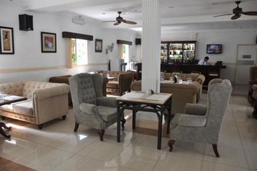 фото отеля Panglao Regents Park Resort