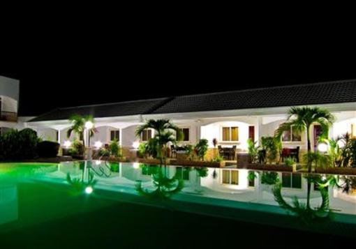 фото отеля Panglao Regents Park Resort