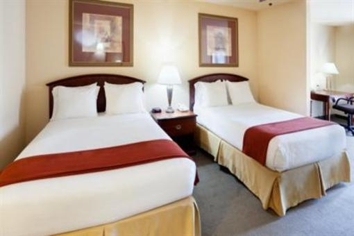 фото отеля Holiday Inn Express Hotel & Suites Kerrville
