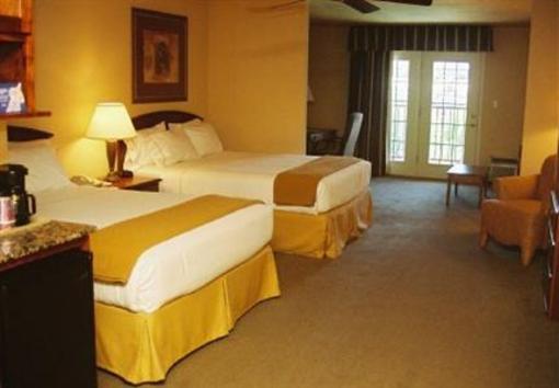 фото отеля Holiday Inn Express Hotel & Suites Kerrville