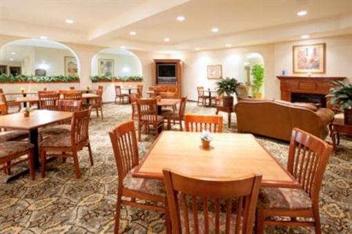 фото отеля Holiday Inn Express Hotel & Suites Kerrville