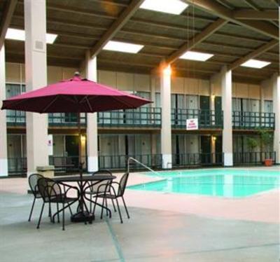 фото отеля BEST WESTERN Outlaw Inn