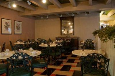 фото отеля BEST WESTERN Outlaw Inn
