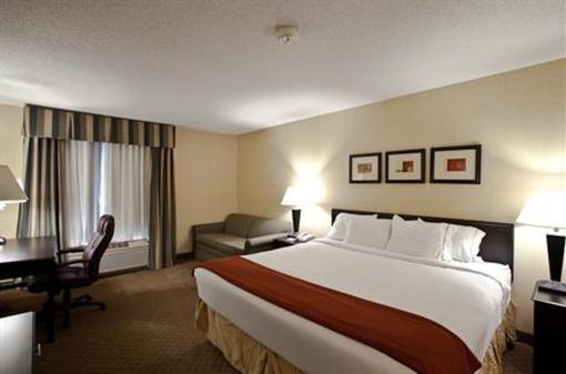 фото отеля Holiday Inn Express Hotel & Suites Plymouth (Indiana)