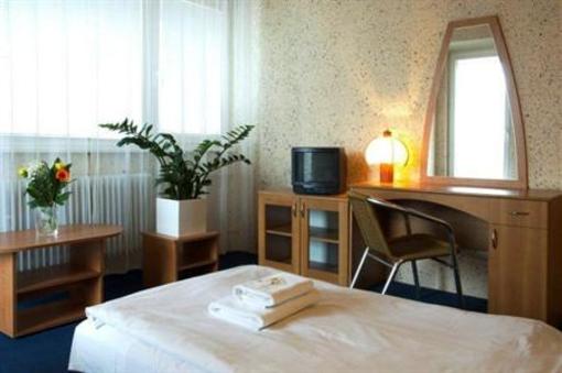 фото отеля Hotel Junior Bratislava