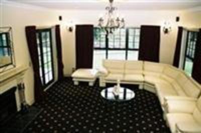 фото отеля Fontainebleau Luxury Retreat