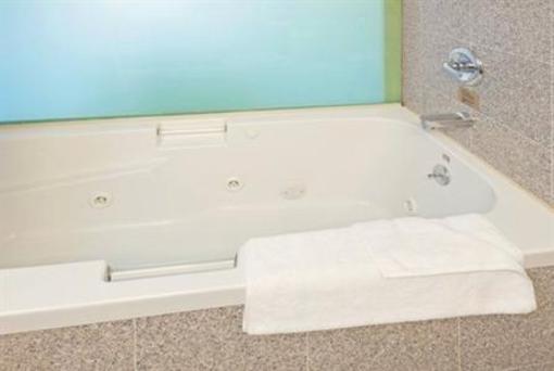 фото отеля Holiday Inn Express Brooklyn Downtown