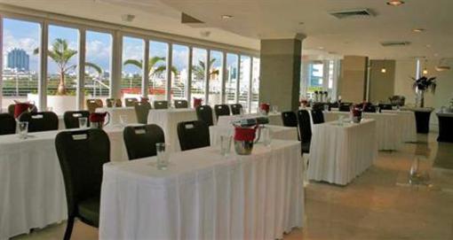 фото отеля Hilton Hotel Bentley South Miami Beach