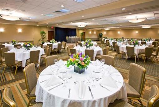 фото отеля Crowne Plaza Miami Airport