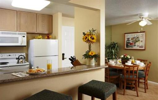 фото отеля Dolphin's Cove Resort