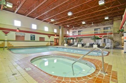 фото отеля BEST WESTERN Fargo Doublewood Inn