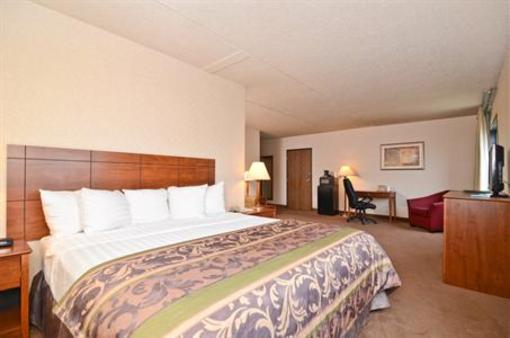 фото отеля BEST WESTERN Fargo Doublewood Inn