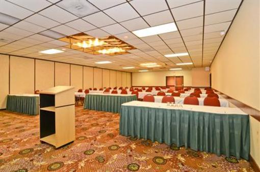 фото отеля BEST WESTERN Fargo Doublewood Inn