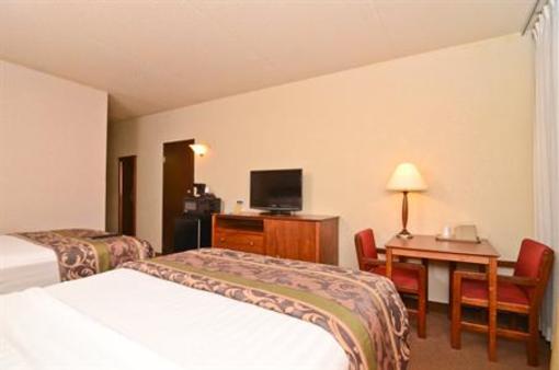 фото отеля BEST WESTERN Fargo Doublewood Inn
