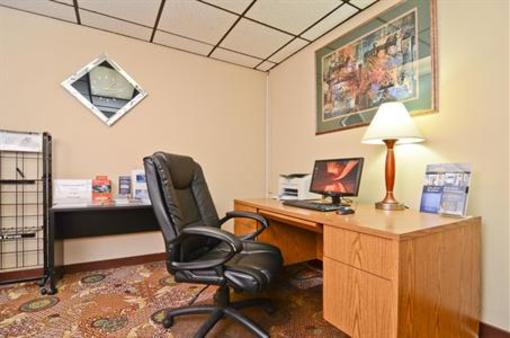 фото отеля BEST WESTERN Fargo Doublewood Inn