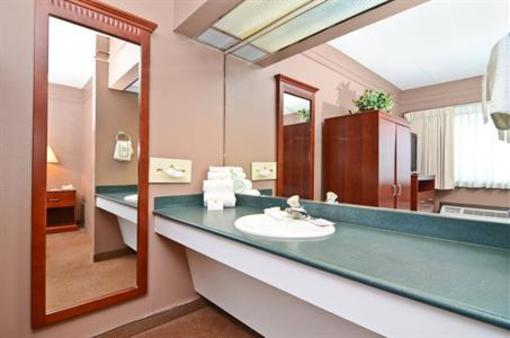 фото отеля BEST WESTERN Fargo Doublewood Inn
