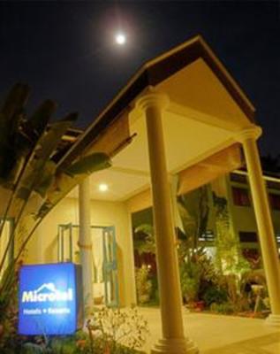 фото отеля Microtel Inn Palawan Puerto Princesa City