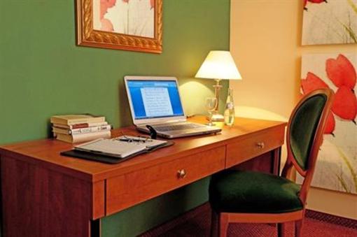 фото отеля BEST WESTERN Parkhotel Krone