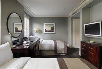 фото отеля St. Regis Hotel