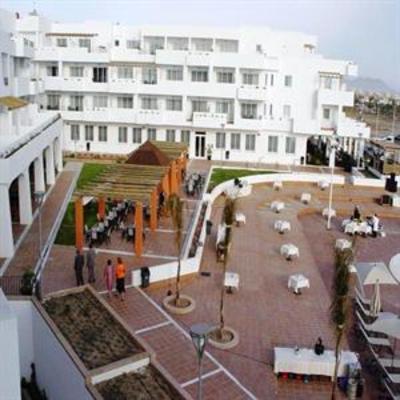 фото отеля CaboGata Plaza Suites