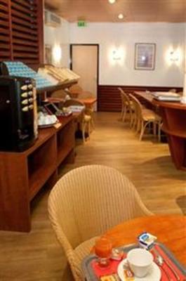 фото отеля Teneo Suites Bordeaux